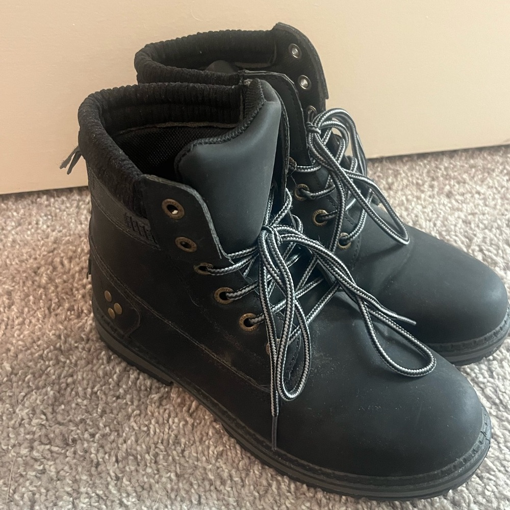 Waterproof Hiking Black Lace-Up Women’s Boots